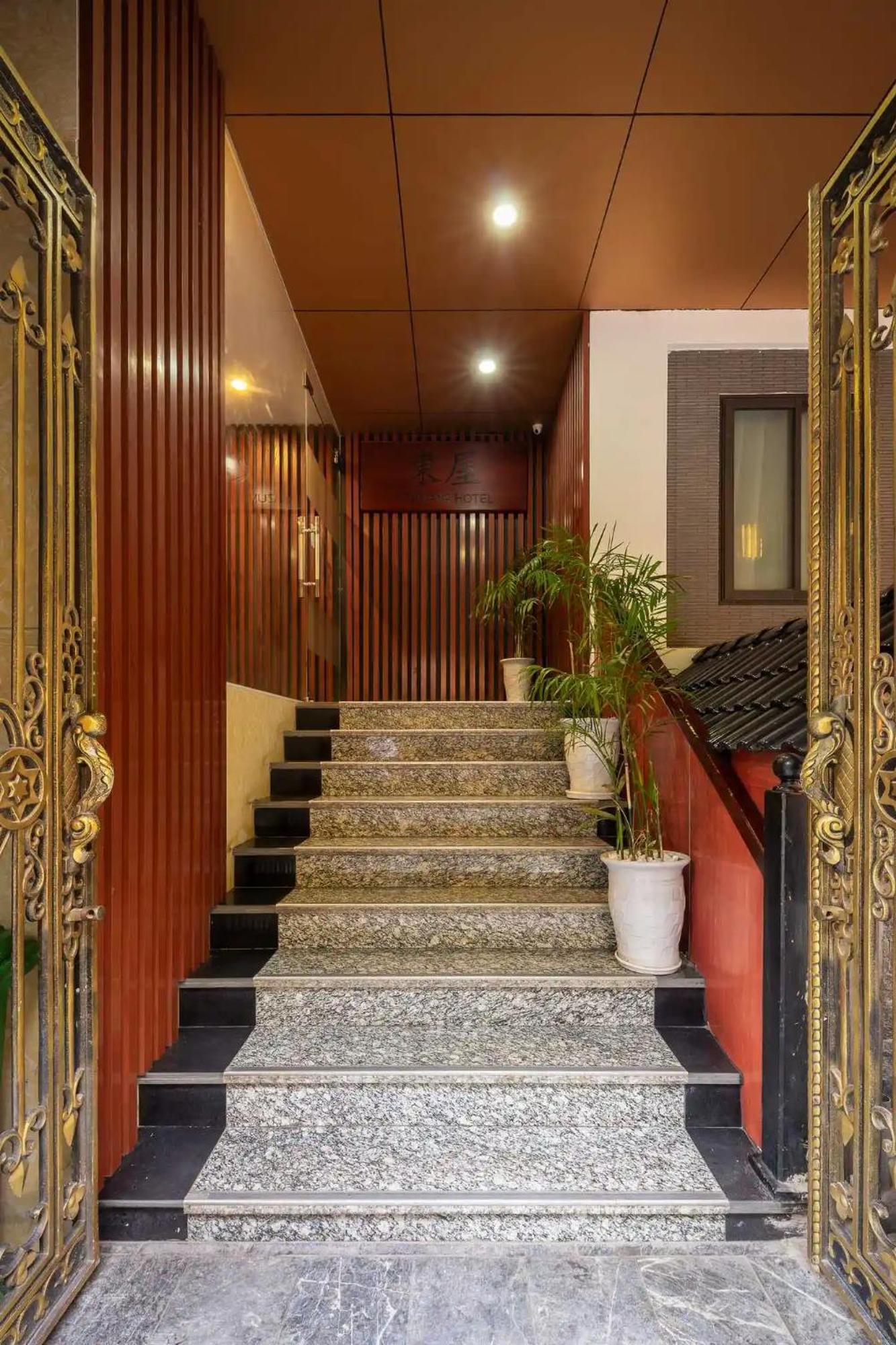 Hotel Azumaya Linh Lang Hanoi Buitenkant foto
