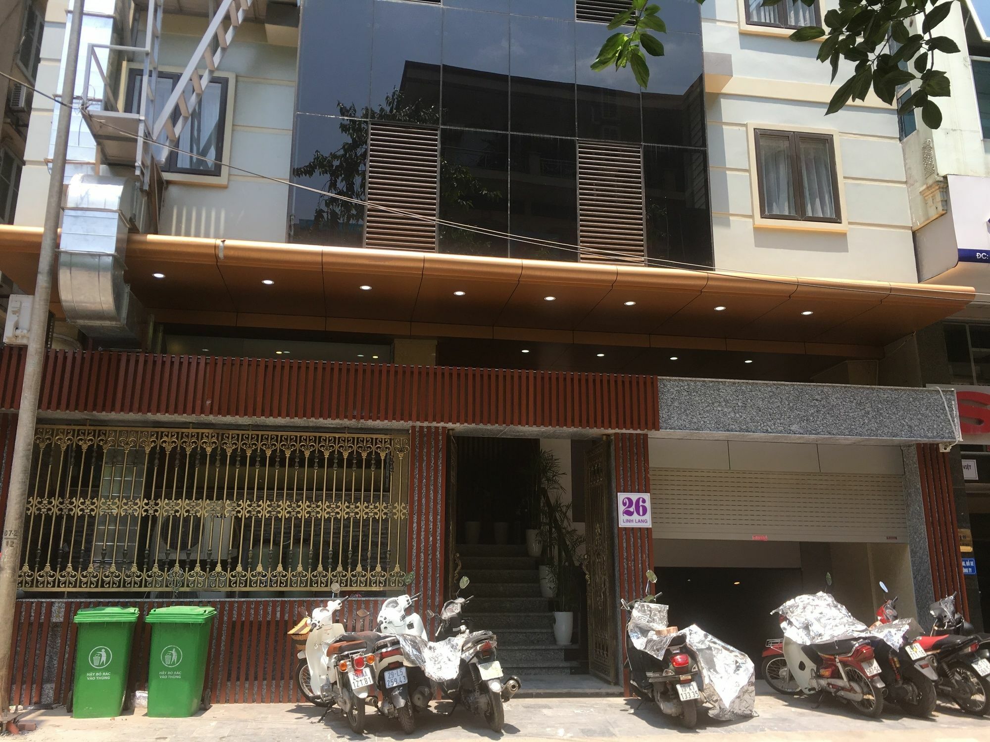 Hotel Azumaya Linh Lang Hanoi Buitenkant foto